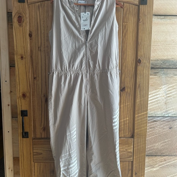 Zara jumper. Xl but fits more like large - Picture 3 of 4